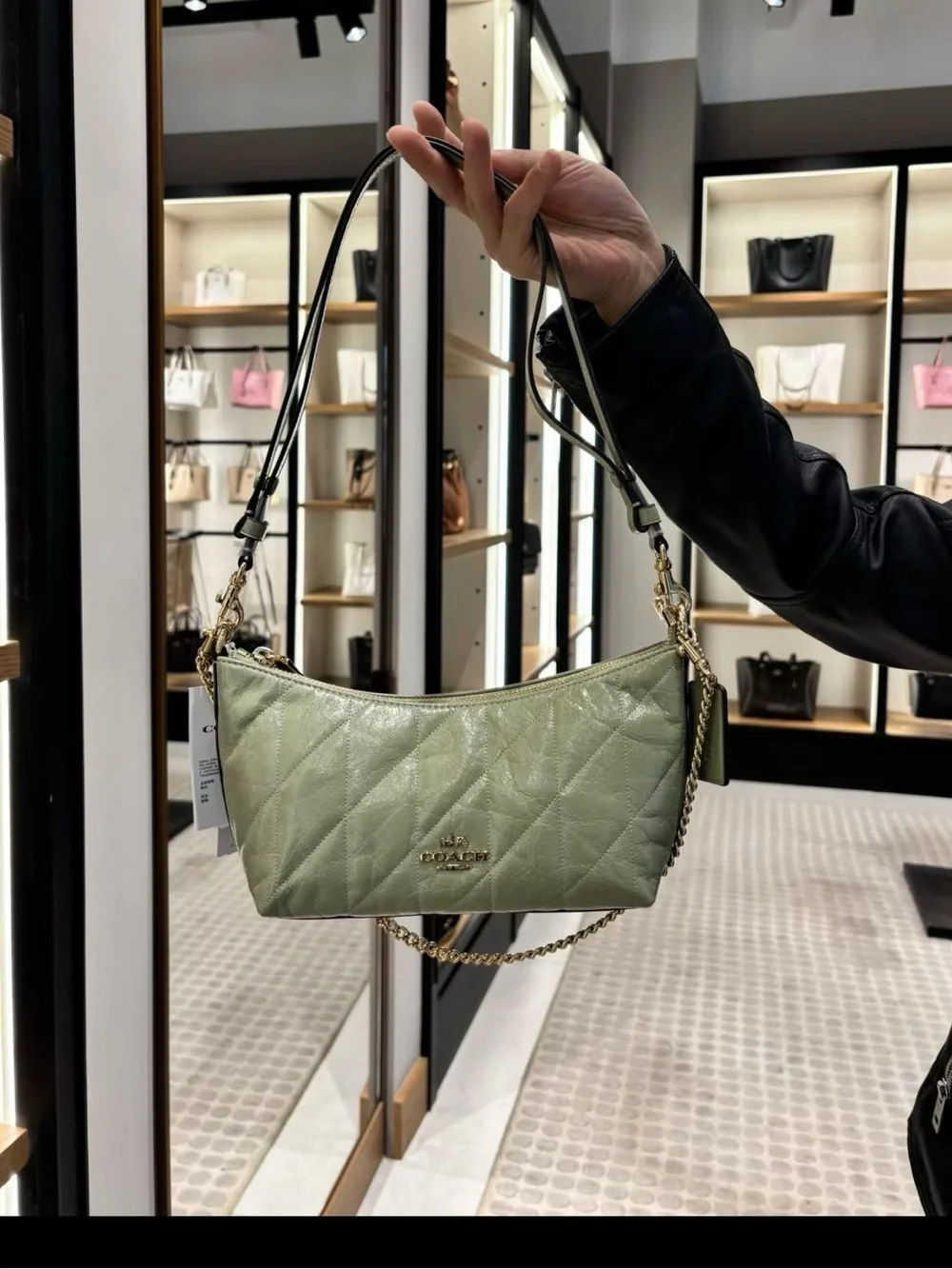 NWT Coach Caitlin Shoulder Bag - Picture 1 of 15